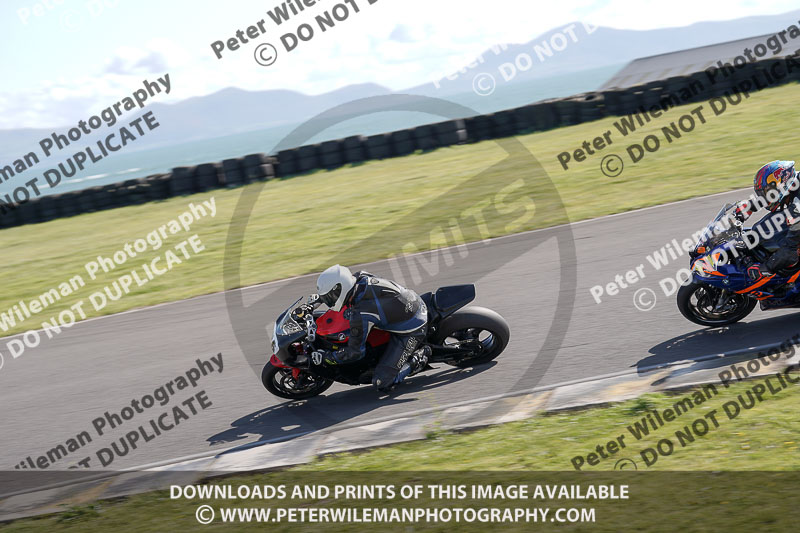 anglesey no limits trackday;anglesey photographs;anglesey trackday photographs;enduro digital images;event digital images;eventdigitalimages;no limits trackdays;peter wileman photography;racing digital images;trac mon;trackday digital images;trackday photos;ty croes
